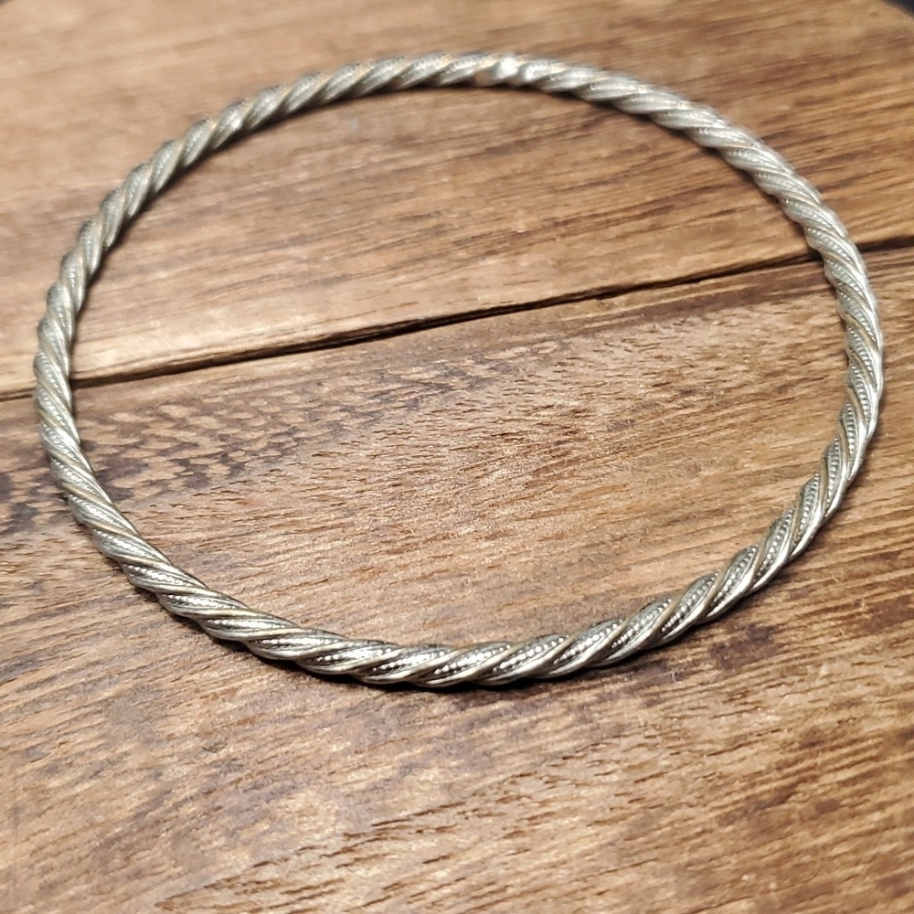 Sterling silver B2732 regency twist bracelet